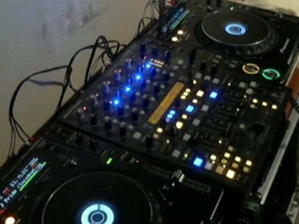 Mix Live Sam 5 Mai 2012 (Partie-House)