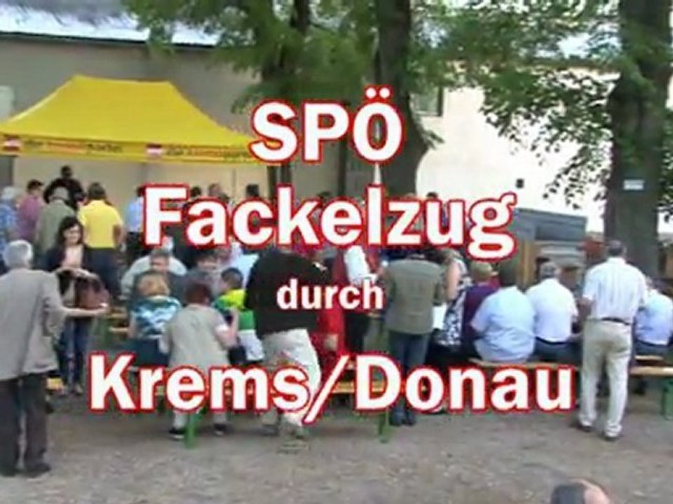 SPÖ Fackelzug durch Krem an der Donau.