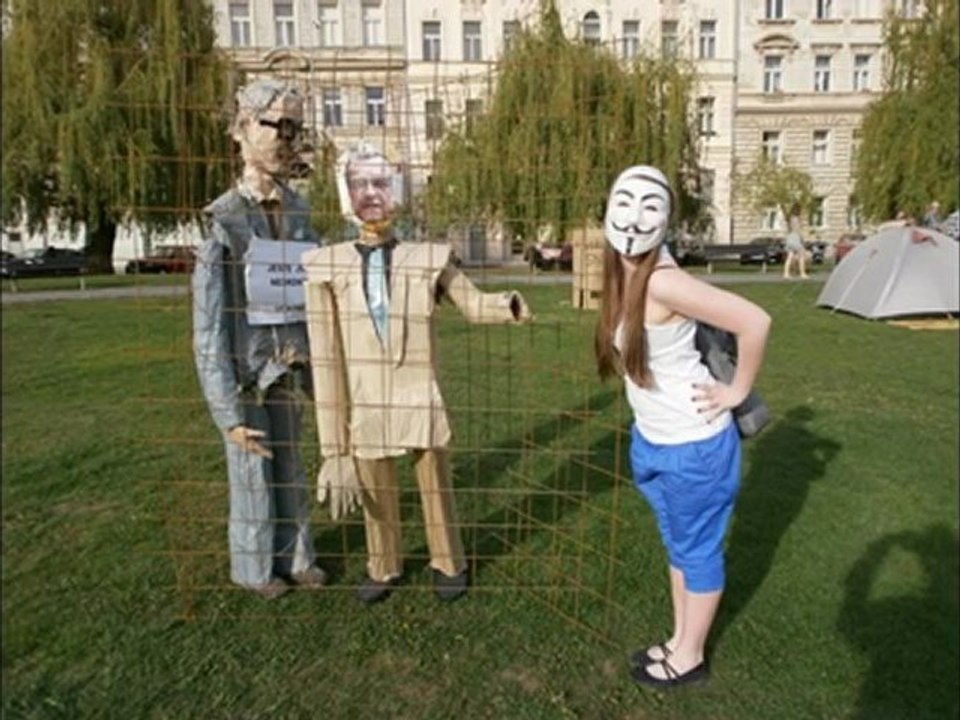 Anonymous - Support Occupy #PrahaKlarov