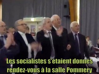 Les militants fêtent la victoire de François Hollande