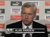 Pardew solo  piensa en su partido