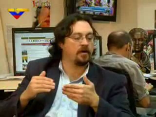 (VÍDEO) CONTRAGOLPE DEL DÍA VIERNES 04.05.2012 ENTREVISTA A Máximo Sozzo 1/2