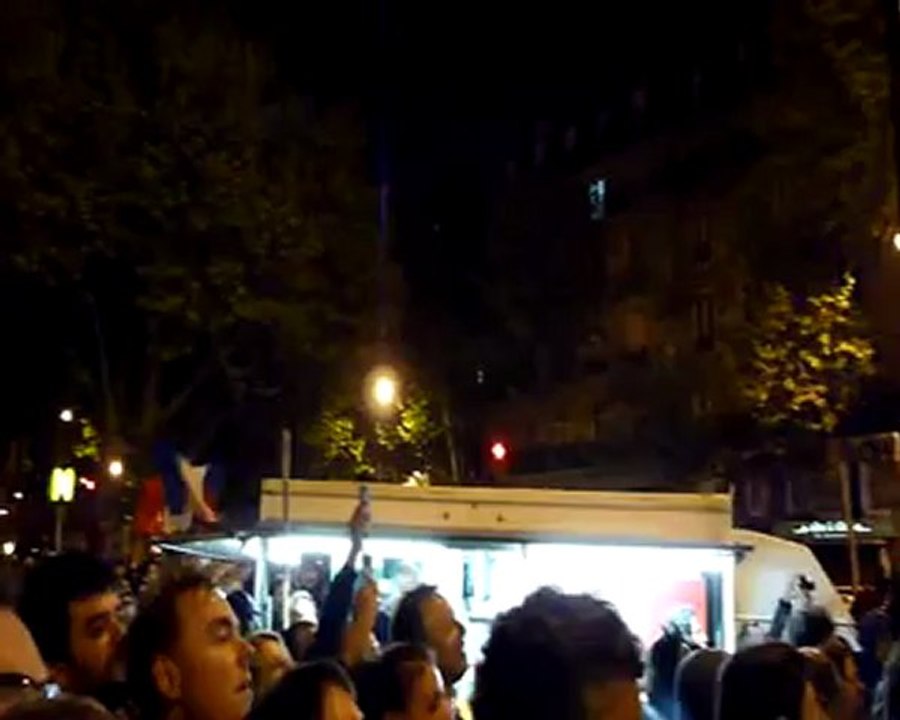 La marseillaise, 6 mai 2012, Place de la Bastille.