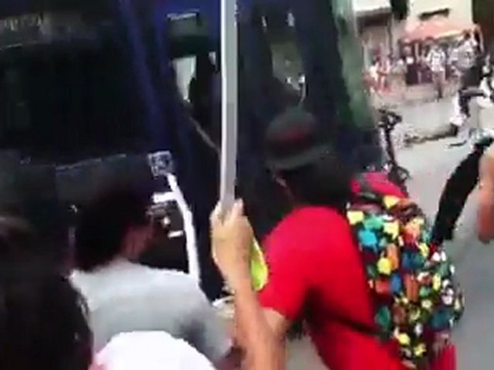 Un étudiant percuté par un autobus