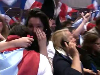 Joie à Solférino, pleurs à la Mutualité