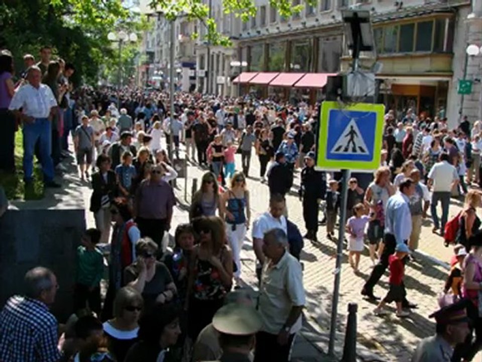 defile-georgiev_den-06052012