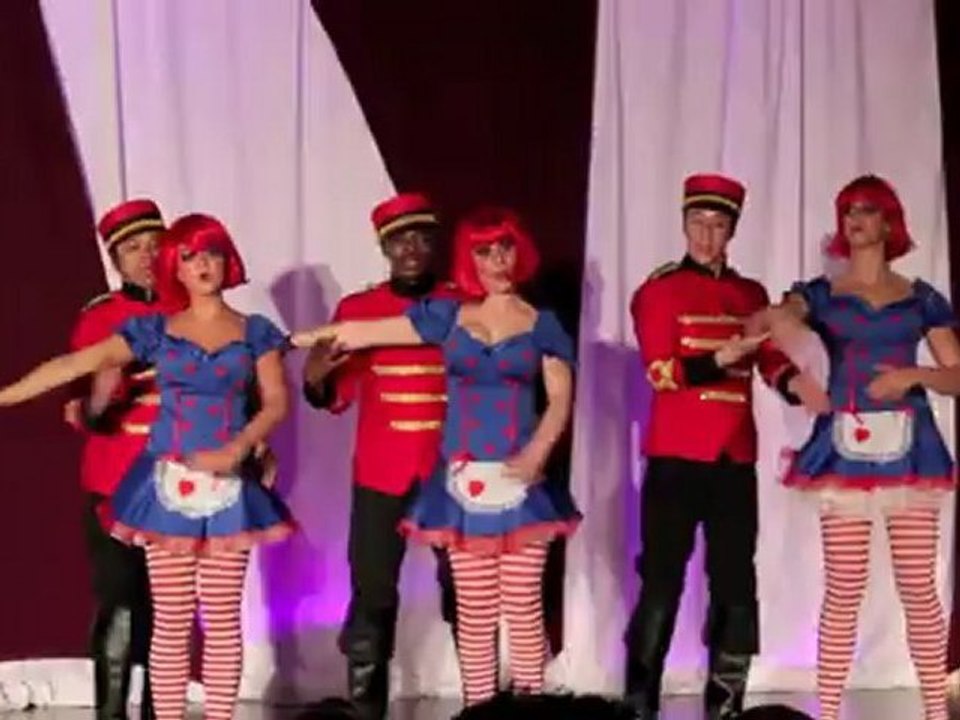 NutCracker + Salsa + Casse-Noisette  - Cliquez pour voir