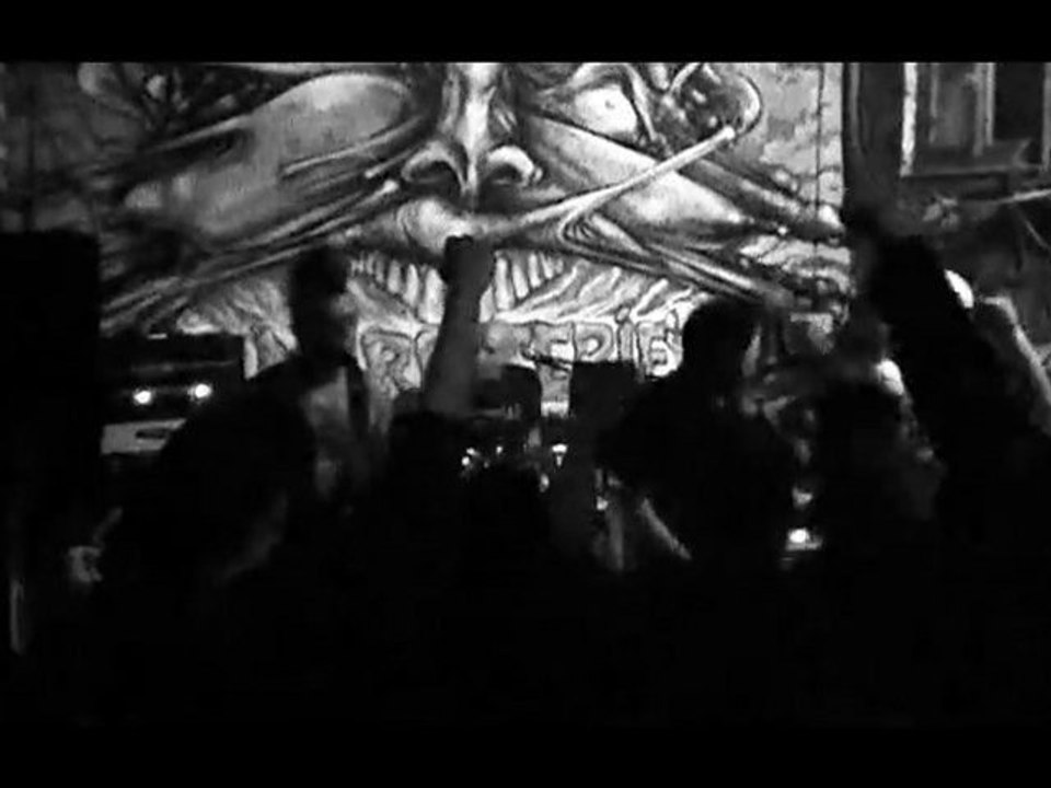 22 Longs Riffs, à La Miroiterie, à Paris, le 05 mai 2012.