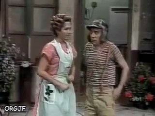CHAVES - Florinda dá um tapa na cara de Seu Madruga