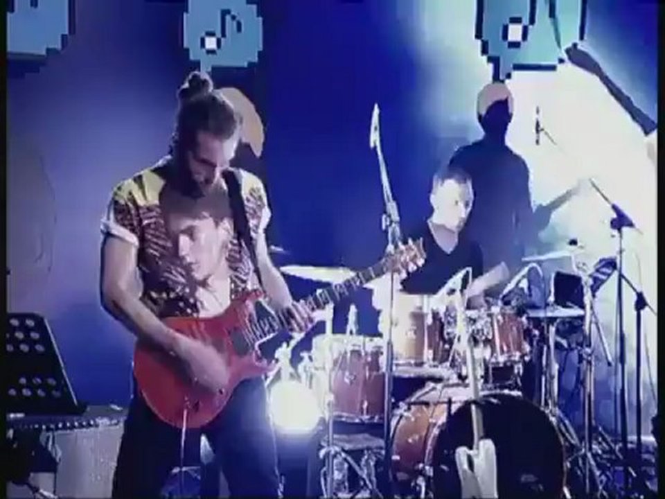 Κόκκινα Χαλιά Εγώ Κι Εσύ 2012 New Song-Νέο Τραγούδι[Ζωντανα- Live Amita Motion Music Manager]