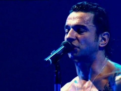 DEPECHE MODE - Walking in my shoes - One Night in Paris 2001 - Audio HQ