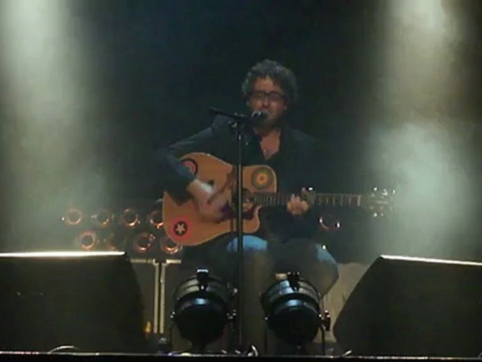 Je Me Mens (Live @ Salle Jacques Tati)