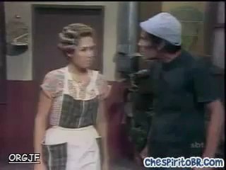 CHAVES - Florinda dá um tapa na cara de Seu Madruga