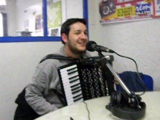 Une Touche D'Optimisme - Emmenez-Moi (live REM)