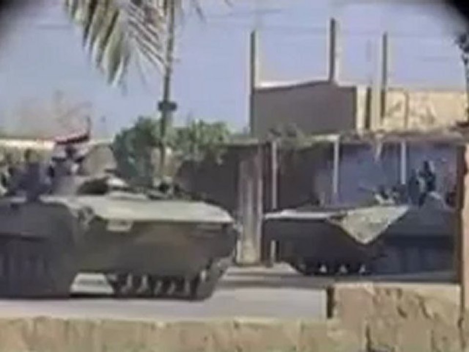 فري برس ديرالزور الدبابات في مدينة القورية بديرالزور 5 5 2012 Deirezzor