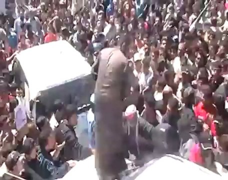 فري برس ادلب كفرومة اهالي كفرومة الابية عن بكرة ابيها في استقبال لجنة المراقبين الدوليين 6 5 2012 Idlib