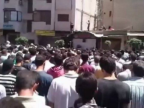 فري برس دمشق كفرسوسة الصلاة على الشهداء بعدسة ثوار المزة 5 5 2012 Damascus