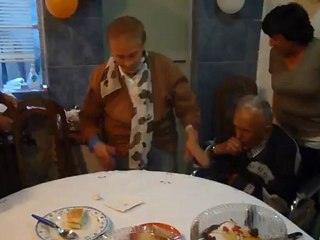 2 de mayo de 2012 en casa de paty con sus amigos