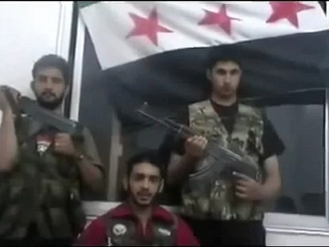 فري برس أسر مجموعة كبيرة من الشبيحة من قبل الجيش الحر في حلب 7 5 2012 Aleppo