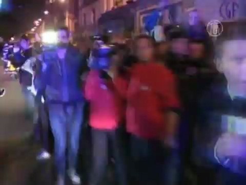 Франсуа Олланд празднует победу