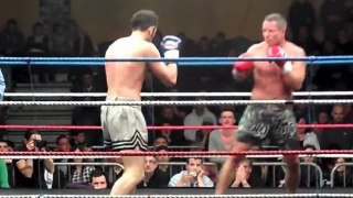 Très beau Ko en Kickboxing