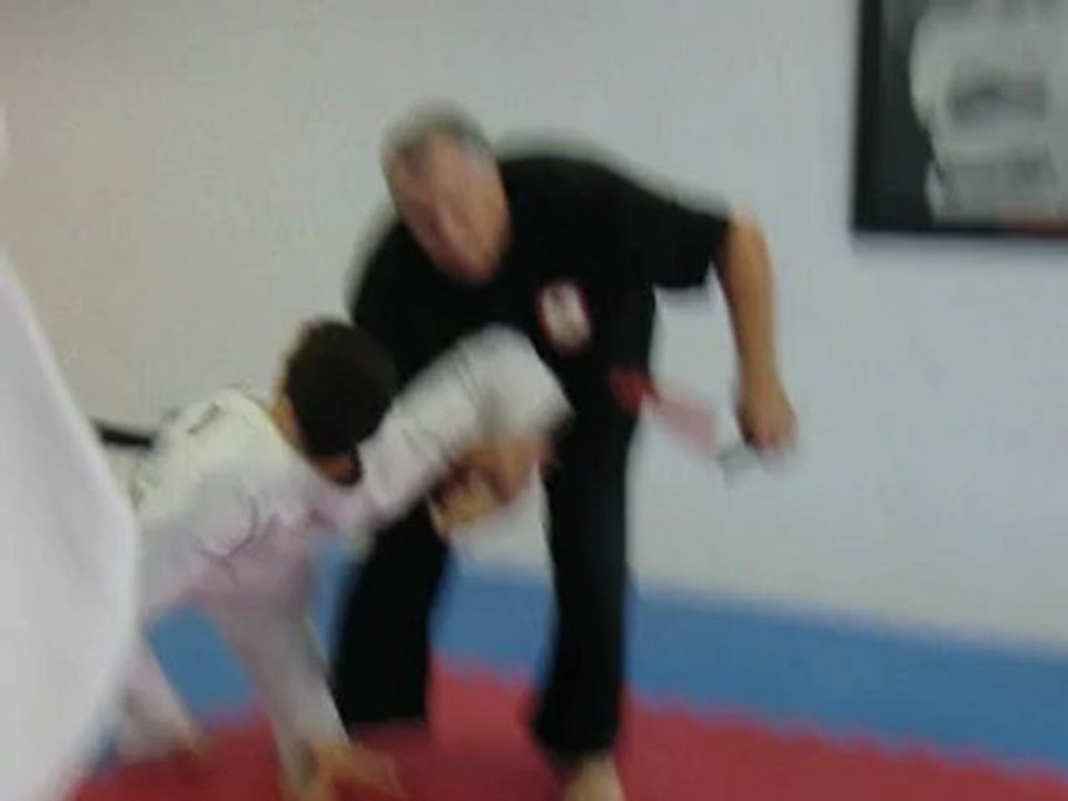 Conseils généraux de Dave Castoldi au sujet des défenses contre menaces au couteau