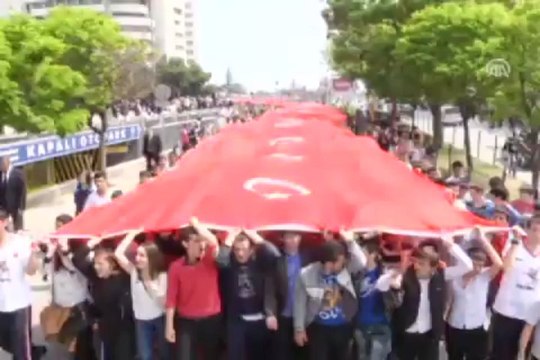 1919 metrelik Türk bayrağı