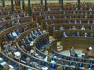 El PSOE acorta distancias con el PP, que todavía le aventaja en once puntos