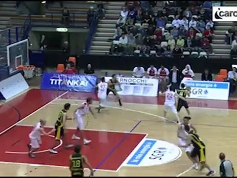 Icaro Sport. Play off: gara3 Crabs Rimini-Acmar Ravenna 66-68