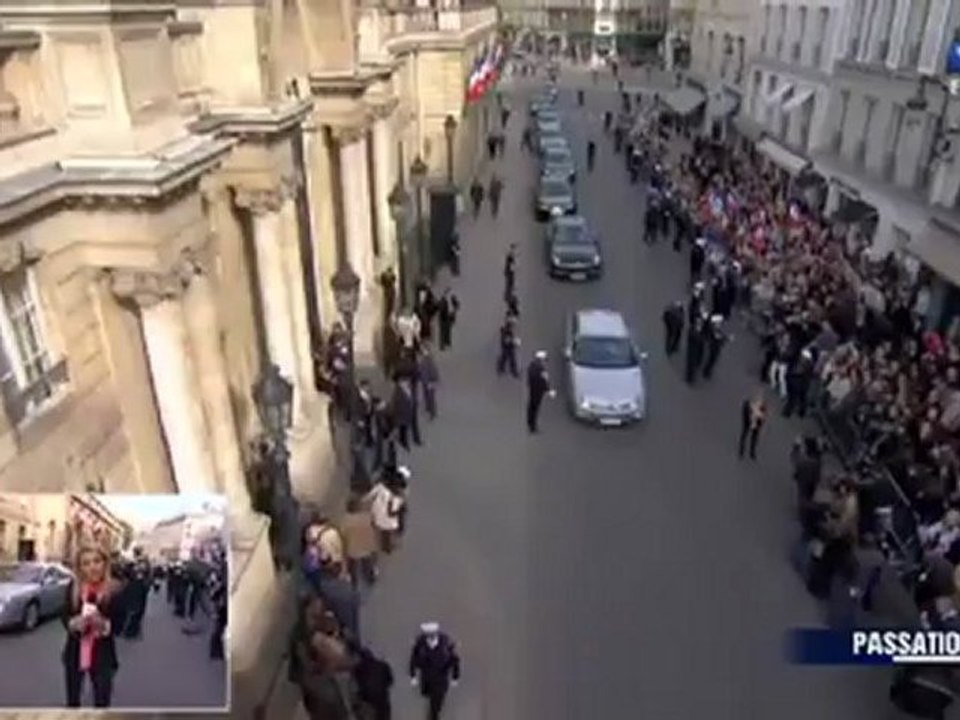 Les personnalités socialistes huées par des militants UMP(1)