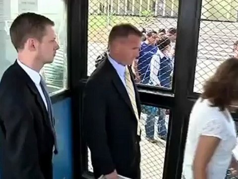 Joran van der Sloot Plans to Fight U.S. Extradition