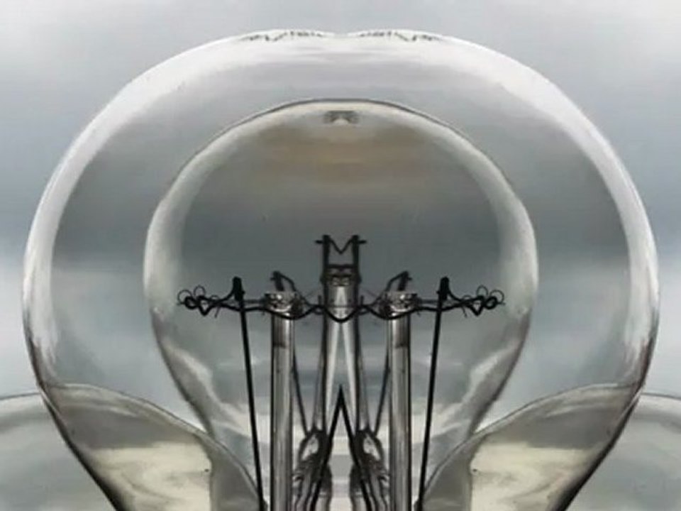 nuages et ampoule