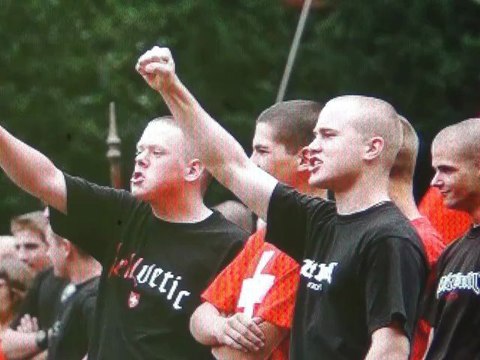 Appeal for violence in Switzerland against American Citizens ( US Monster ) in 2012 Swiss Newspapers