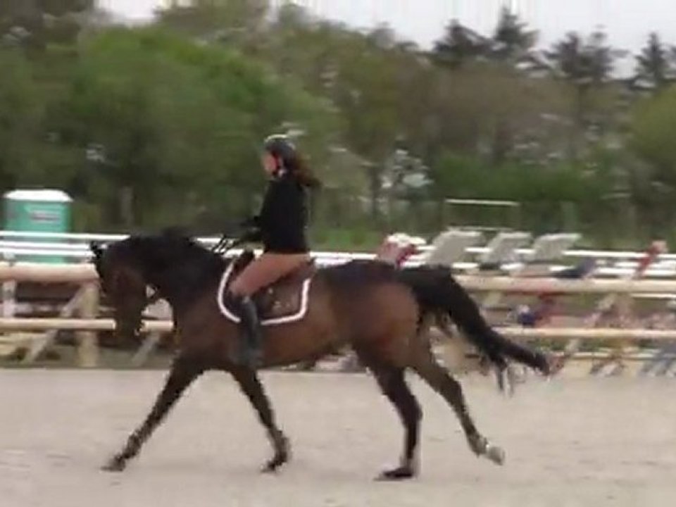 Isa sur Ukatina Hit du Lys I