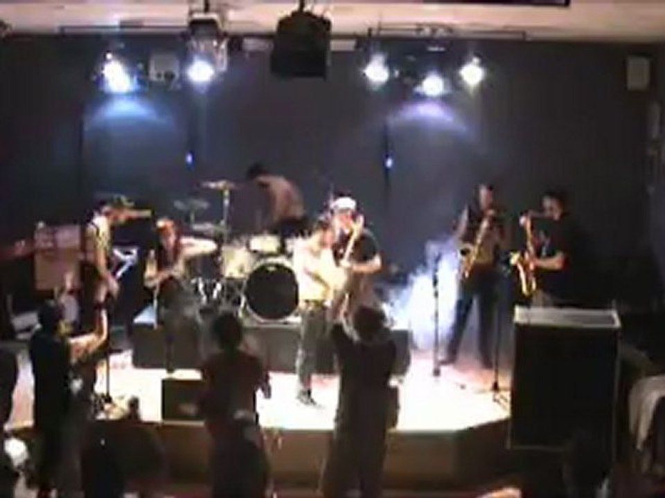 9 - les kanards boiteux - le 4 mai 2012 a sedan au quai 23