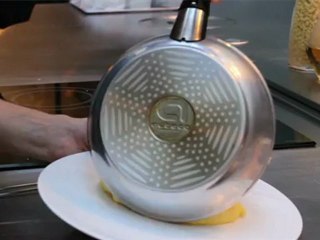 Omelette au parmesan par Cyril Lignac