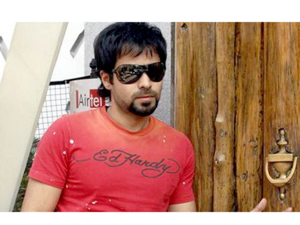 After Hrithik Roshan, Serial Kisser Emraan Hashmi To Perform Magic - Bollywood News