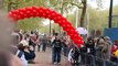 Mujer paralítica completa maratón de Londres con piernas biónicas
