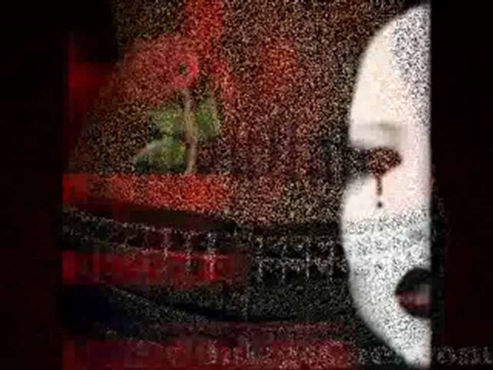 Saçlarını taramışsın sarı renge boyamışsın