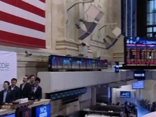 DJIA: U.S. Stock Futures Signal Weak Open on Europe Fears