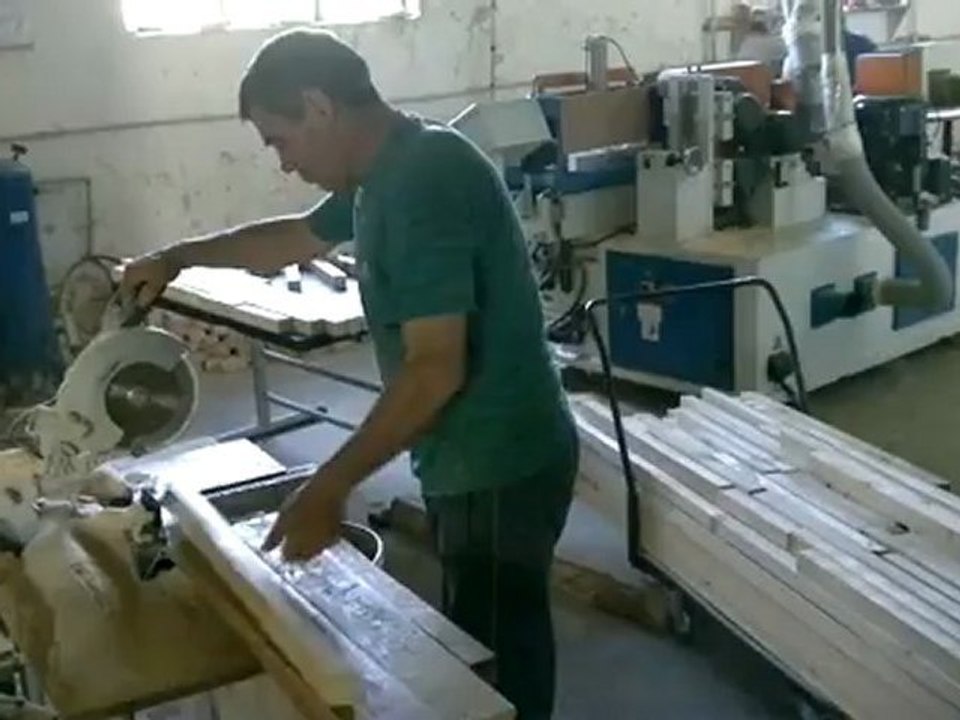 Ağaçlardaki Budakların Temizlenme Videosu izle