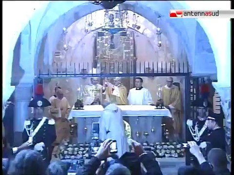 TG 09.05.12 San Nicola, oggi prelievo della Sacra Manna in diretta su Antenna Sud