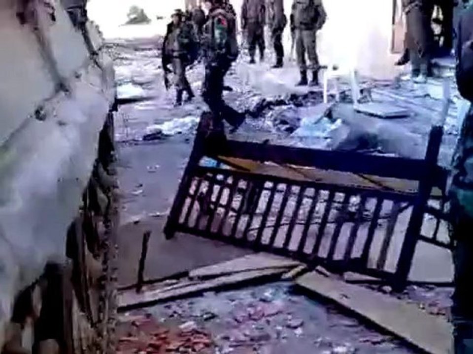 فري برس مسرب هام وخطير الحقد الدفين لكتائب الاسد وكيف يتعاملون مع القتلى Syria