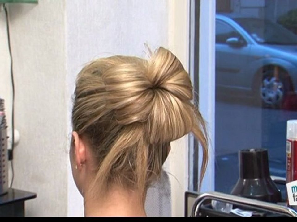Tuto Coiffure: le chignon cheveux longs