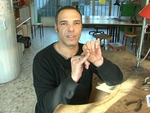 Sports Loisirs : Bijoux fantaisie : realiser une queue de cochon