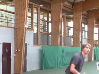 Sports Loisirs : Le service au tennis