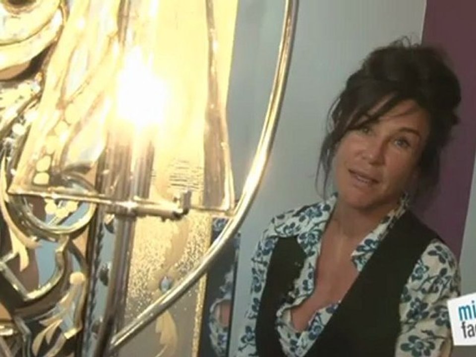 Beauté mode : Teinture des sourcils et cheveux colorés