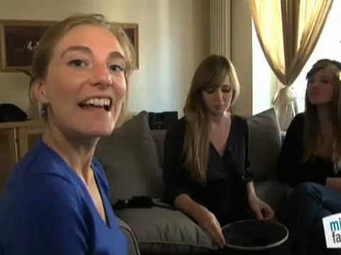 Sports Loisirs : Comment créer une fleur en soie ?