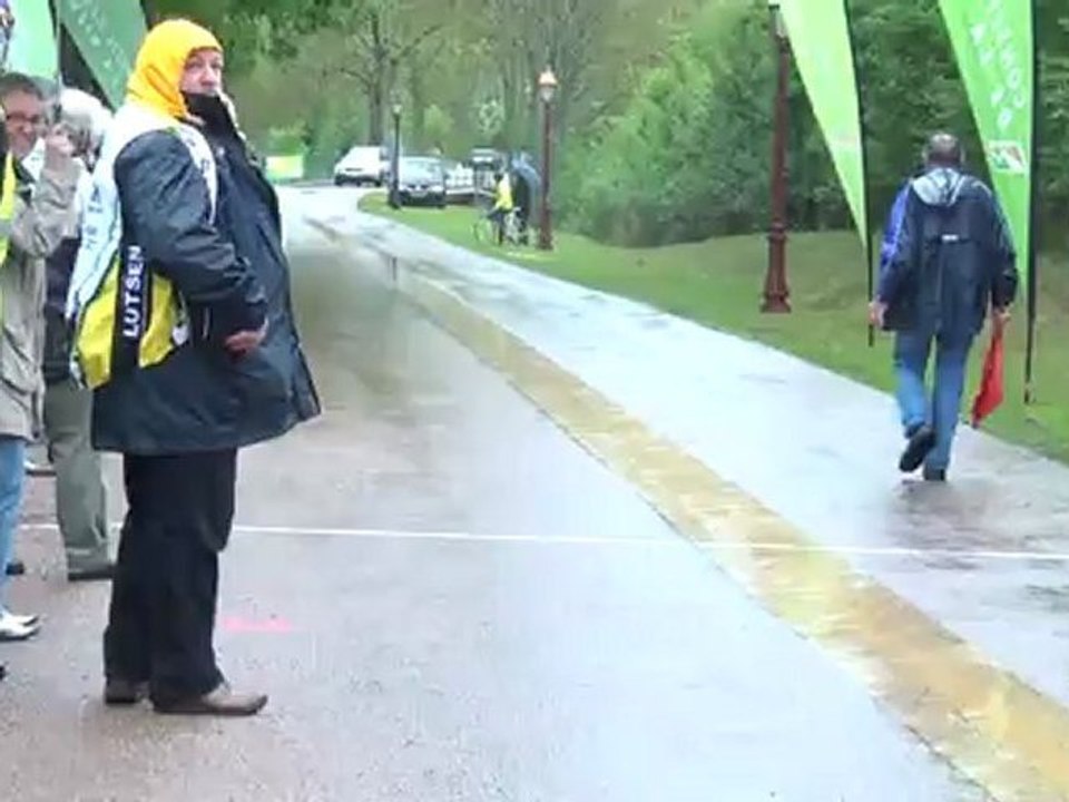Championnats Nièvre cyclisme Urzy 2012 arrivée poussins