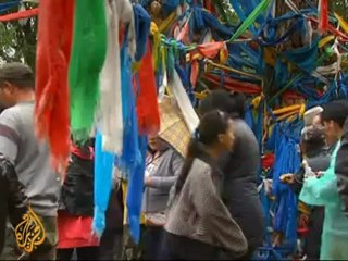 Buddhist temples vie to recruit Mongolians